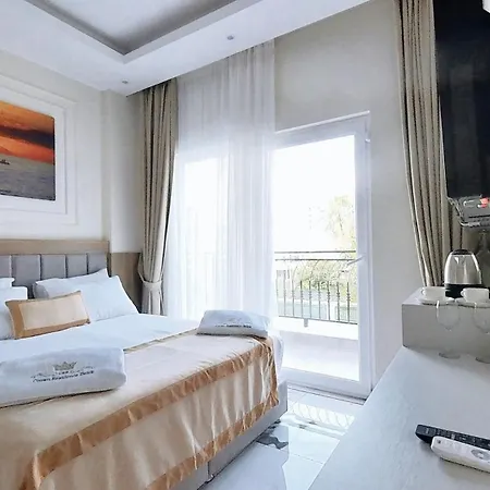 Crown Health & Otel
