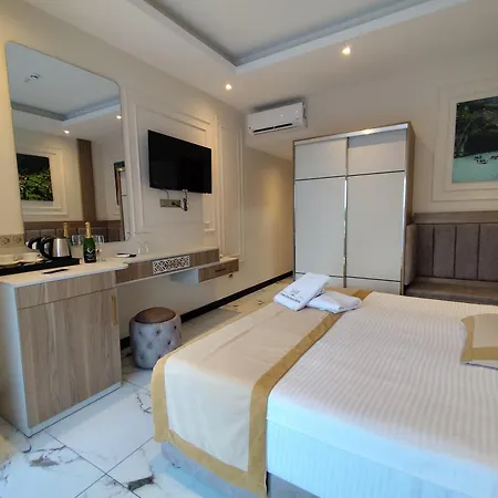 Crown Health & Hotel Belek