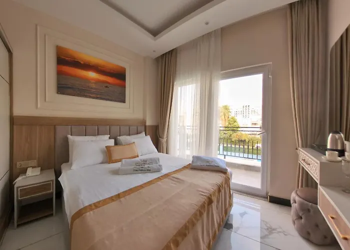 Crown Health & Hotel 5*