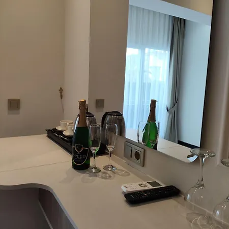 Crown Health & 베렉